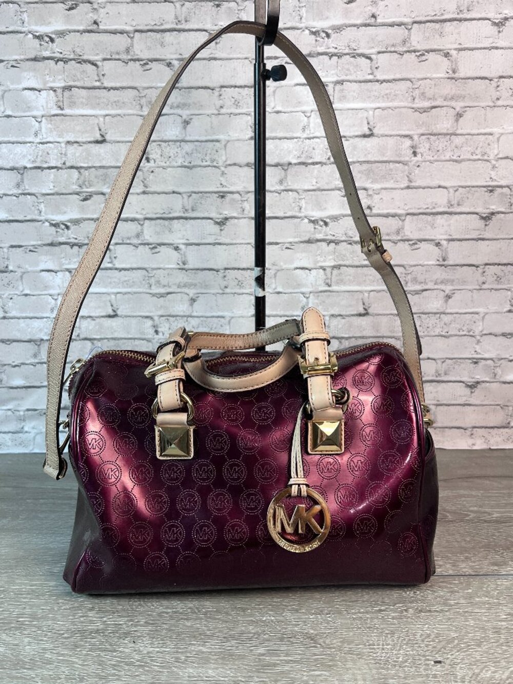 Michael Kors Grayson Barrel patent leather bowling bag